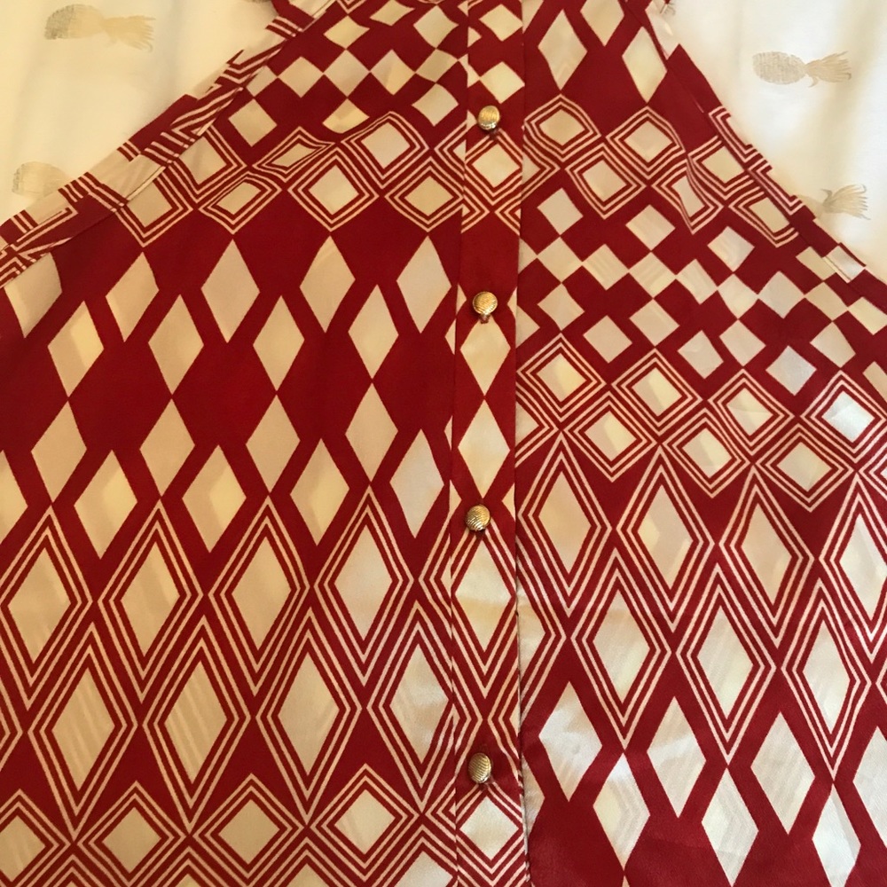 Tank - Picture 3 of 3